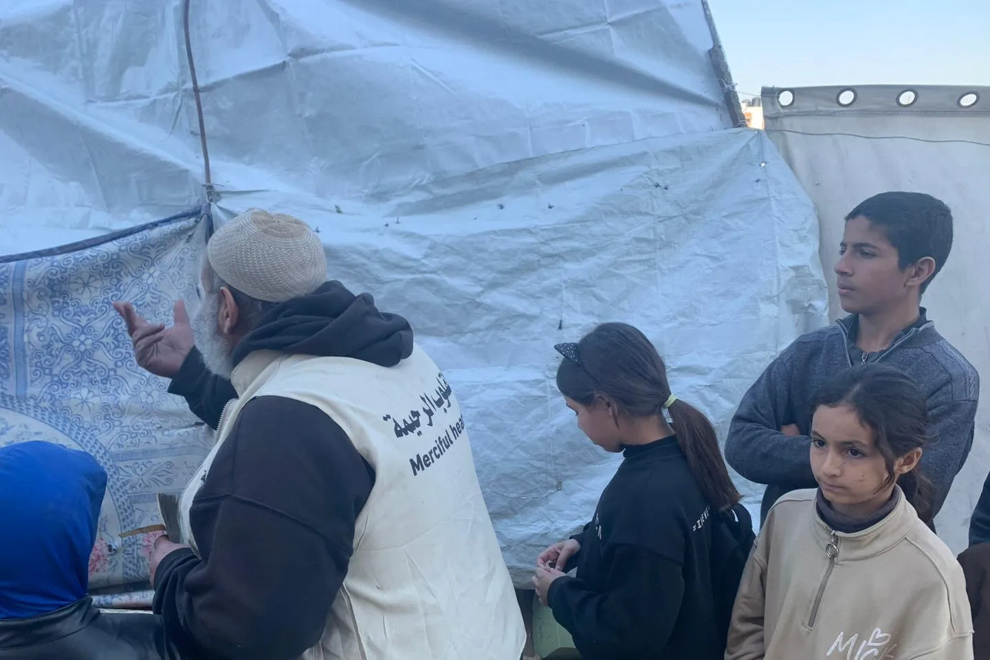 مُساعدات نقديّة